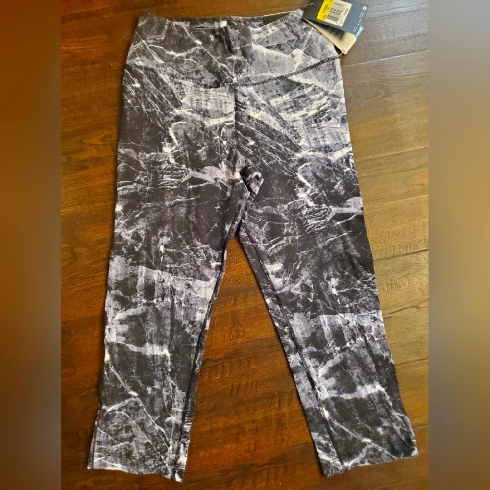 Nike leggings
